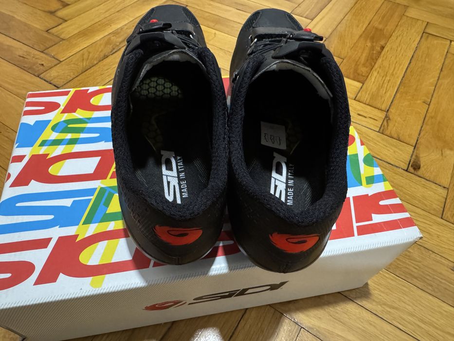 Шпайкове за шосейно колоездене SIDI SCARPE SIXTY