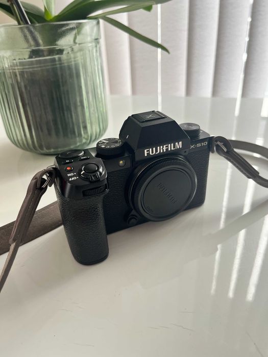 Fujifilm X-S10 camera