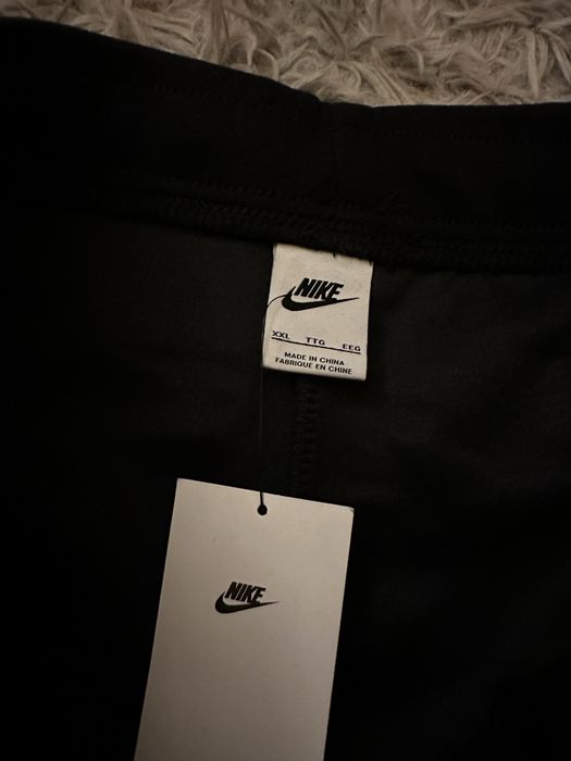 Pantaloni nike tech fleece