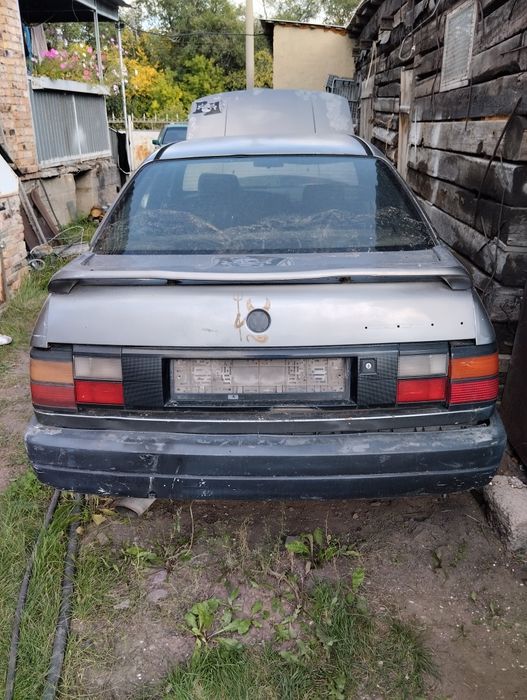 Пасат б3 продам на востановление