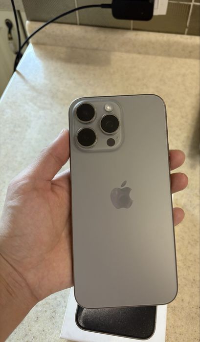 Iphone 15 pro max 256 gig