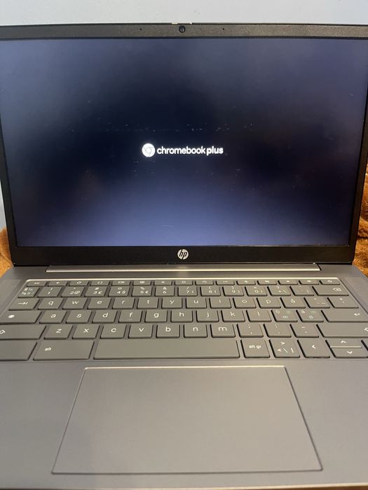 Laptop nou 3 cicluri 13 th generatie ddr5