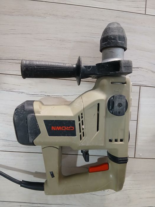 Продам перфоратор Краун