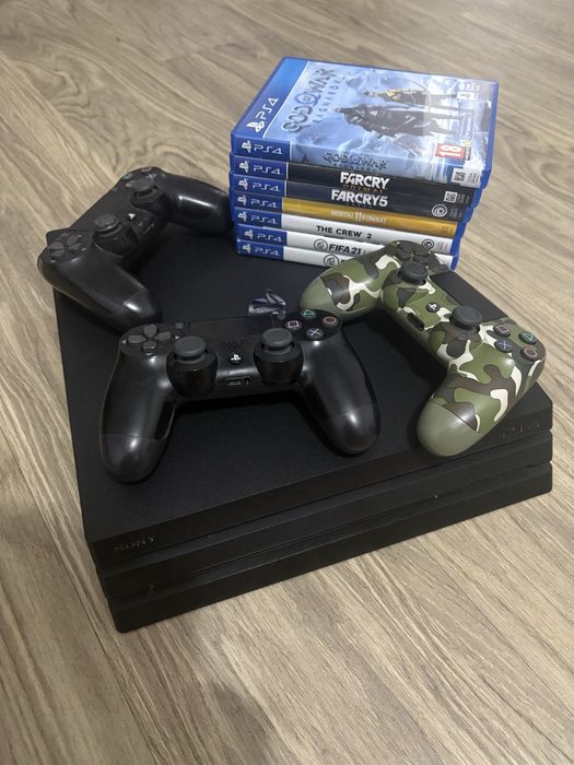 Vand ps 4 pro,1 tb