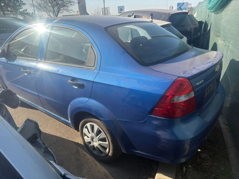 Dezmembrez Chevrolet Aveo