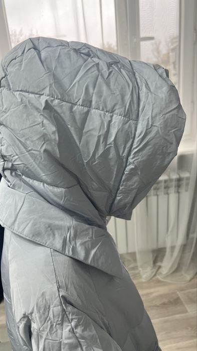 Зимний пуховик на девочку