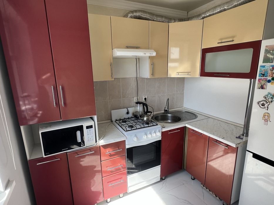 Продам кухонный гарнитур