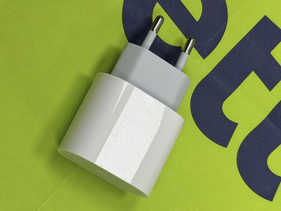 Зарядно Apple 20W Power Adapter White | Бяло