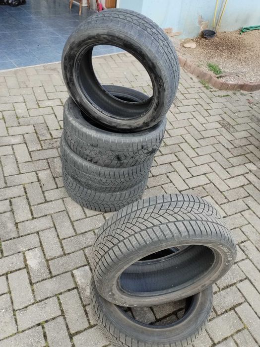 Cauciucuri de vanzare