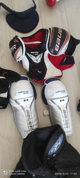 Продам Форму для Хоккея.