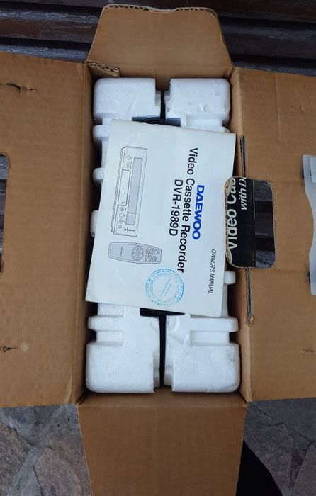 Видеомагнитофон Daewoo