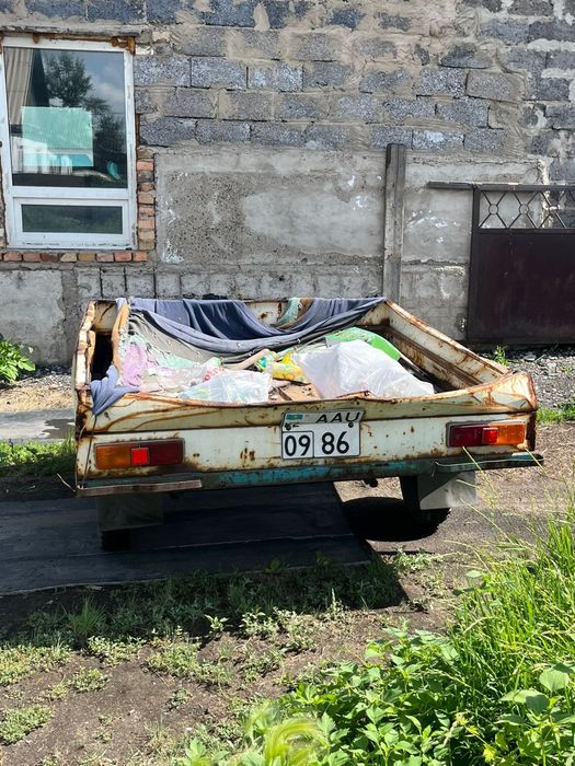 Продам легковой прицеп с документами