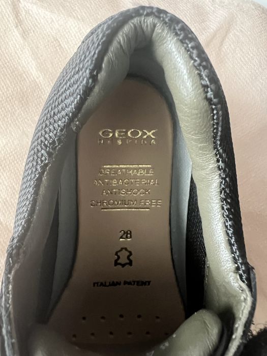 Детски обувки GEOX - 28 номер - чисто нови