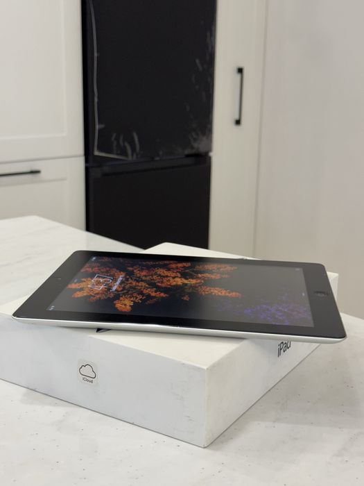 iPad 64GB 2012 г.