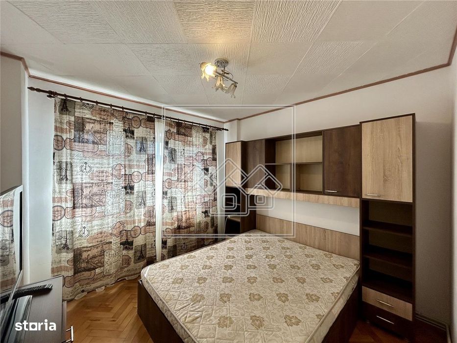 Apartament 2 camere, decomandat, la cheie, zona buna