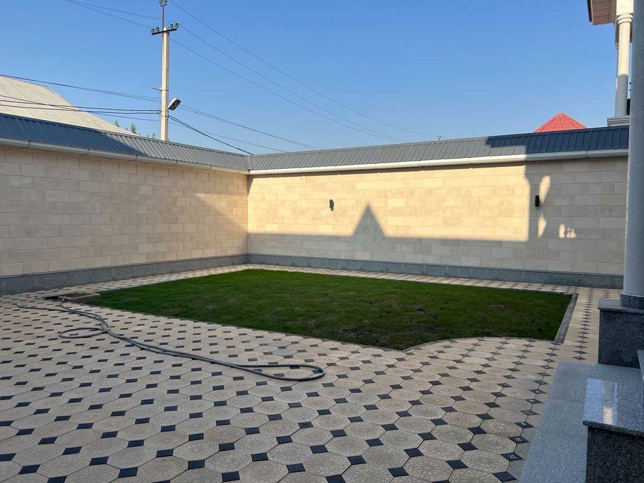 Продается 2-х этажный коттедж в городе Янгиюль