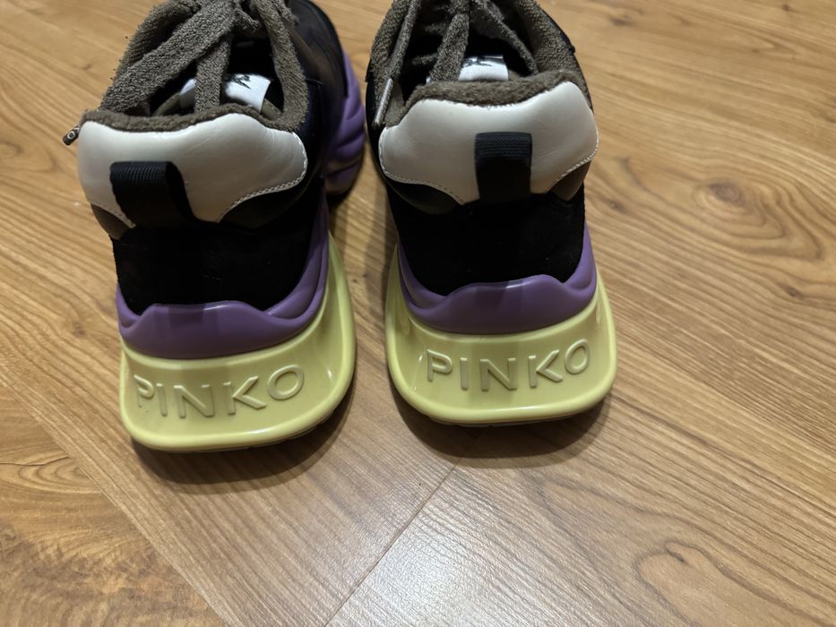 Маратонки  Pinko - намалени