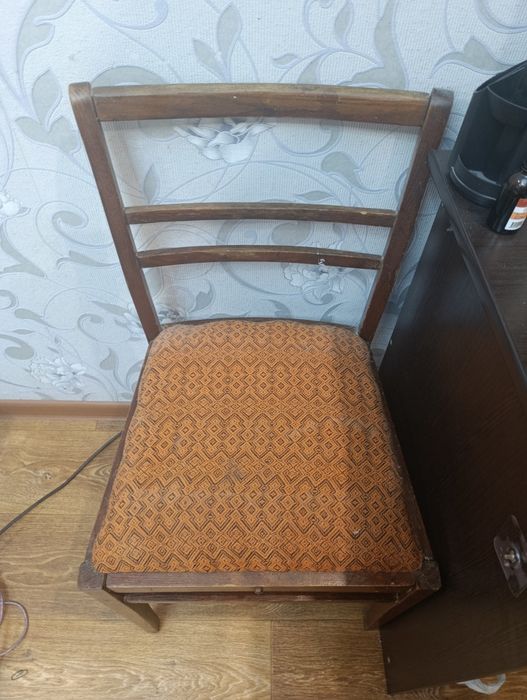 Продам стулья. Советского производства.