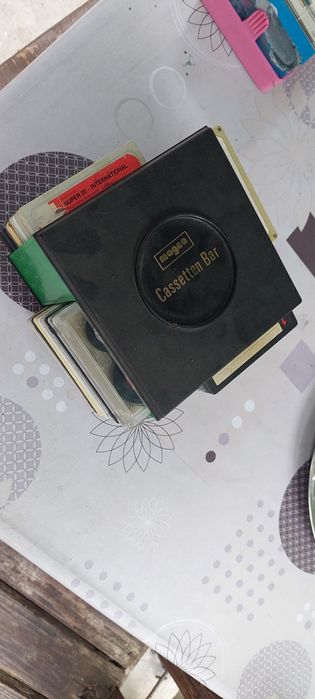 Casete și suporți casete