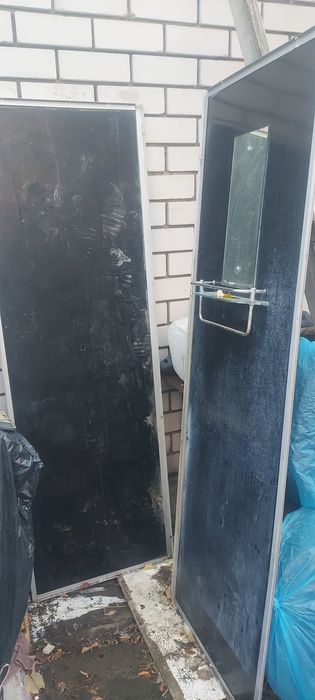 Для душевой кабины стекла и двери