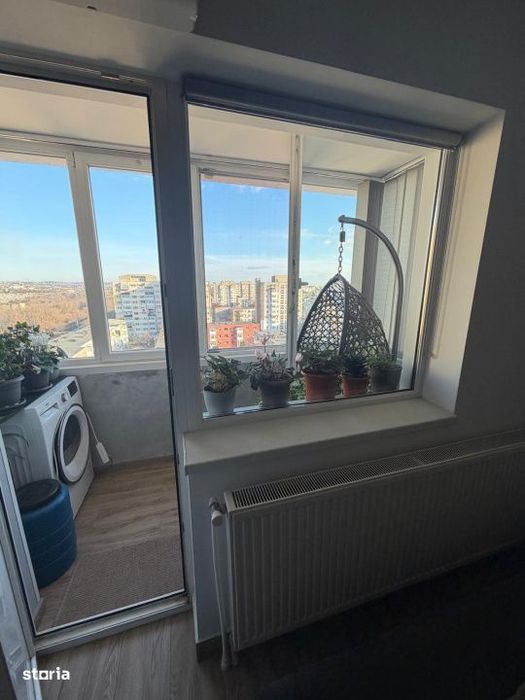 Apartament de vanzare, cu 2 camere, 57 mp, zona Craiovita