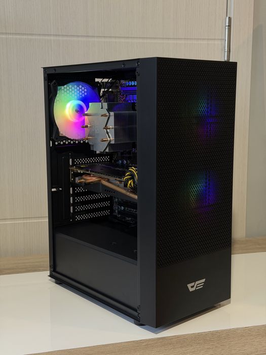 Геймърски компютър i5-2500K, R9 280, 8GB