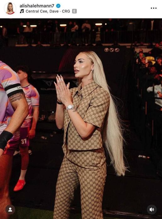 Compleu damă superb