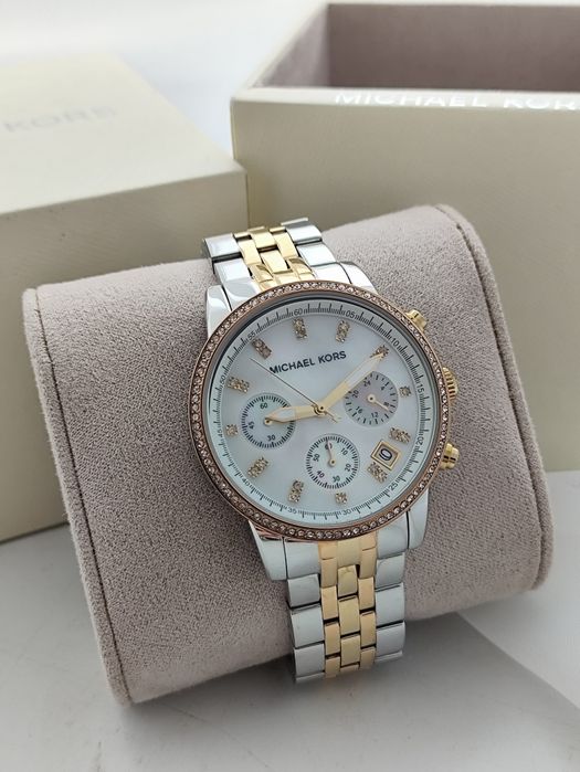 Michael kors часы