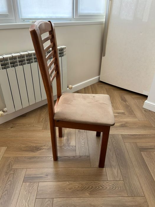 Стол со стульями. Можно отдельно стол