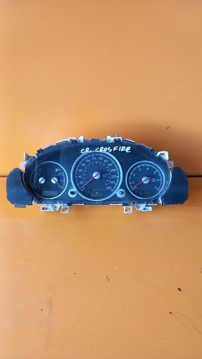 Chrysler Crossfire Купе Кабрио бензинов километраж табло