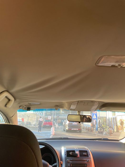 Toyota auris de vanzare