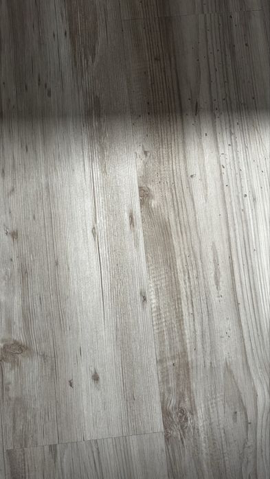 Parchet laminat folosit