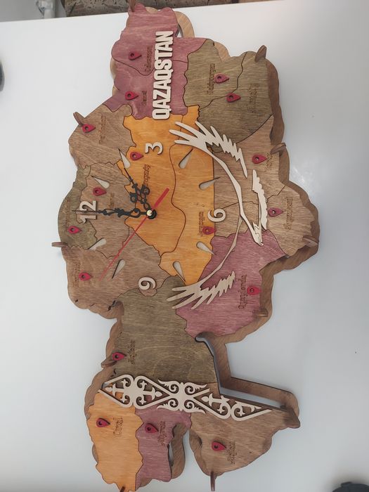 Часы ручной работы