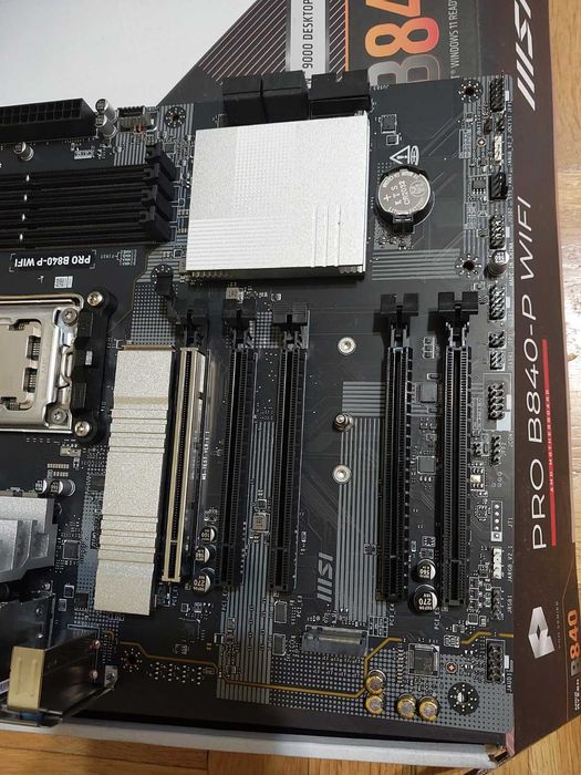 AMD Ryzen 9 7900X + MSI Pro B840-P Wi-Fi