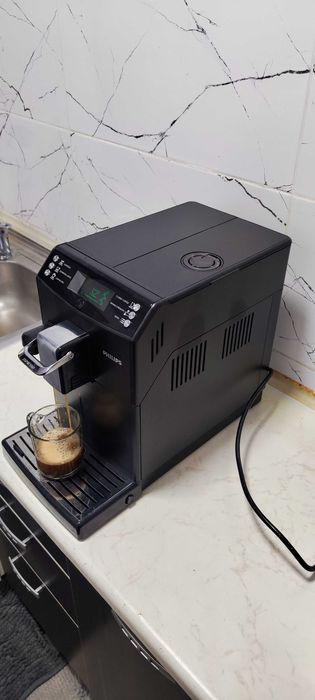 Espressor Automat Philips HD8847 Aparat cu Cafea Boabe Saeco