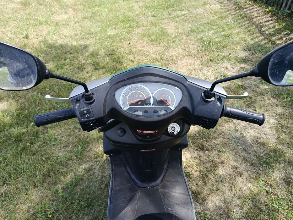 Продам скутер 125см3