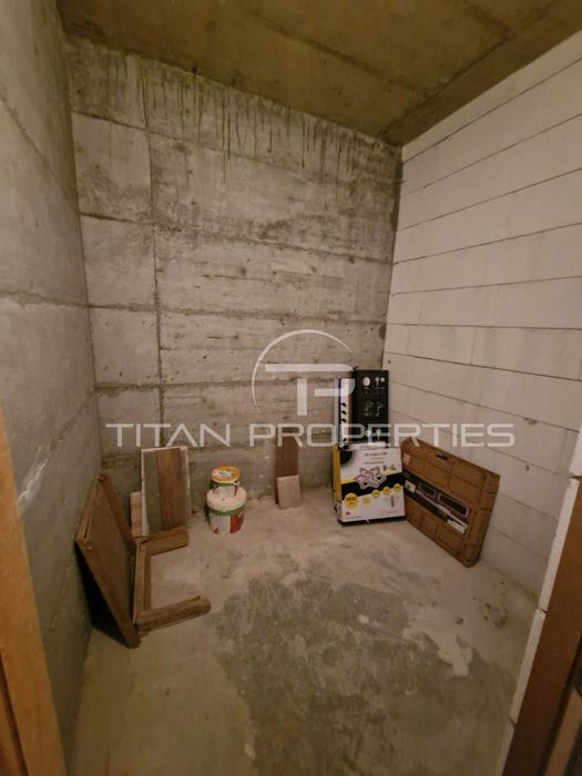 Продава се Двустаен апартамент в Пловдив, Остромила - 72 кв.м за 1695 €/кв.м - Снимка #8