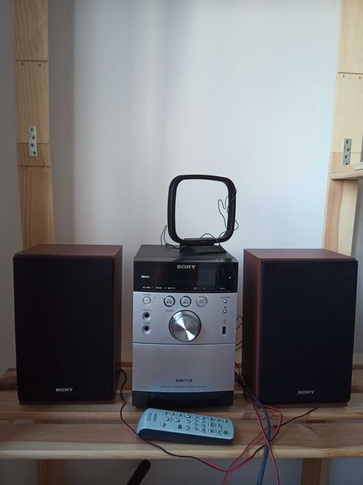 Уредба за музика, Sony Mini Hi-Fi System – оригинални колони, дистанционно