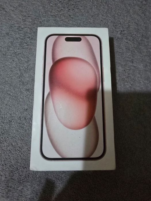 Продам iPhone 15 , 256г , акк 98 %