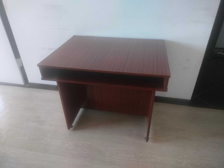 продаю письменный стол двухсторонний