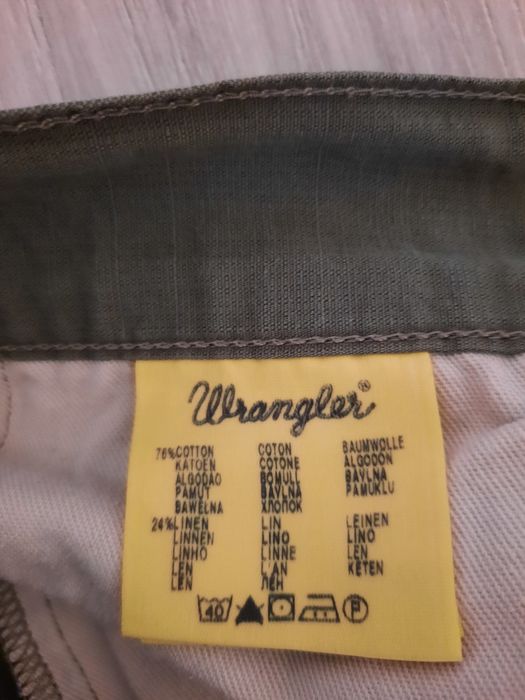 Pantaloni scurti Wrangler kaki M