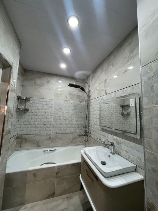 4-х комнатная квартира студия на Ц-12/ Продажа