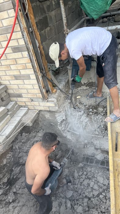 Демонтаж  квартир домов