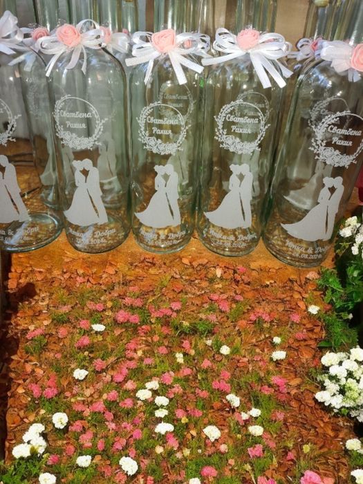 Уникални чаши и бутилки, персонализирани