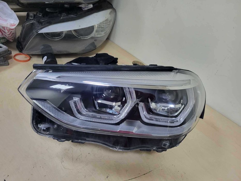 Ляв фар BMW X3 X4 G01 G03 Adaptive LED lqv far бмв 3 4