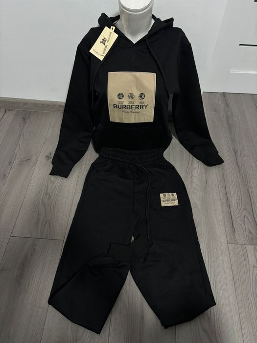 Trening damă burberry!