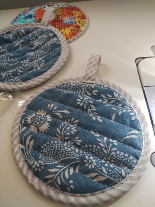 Прихватки, полотенца кухонные