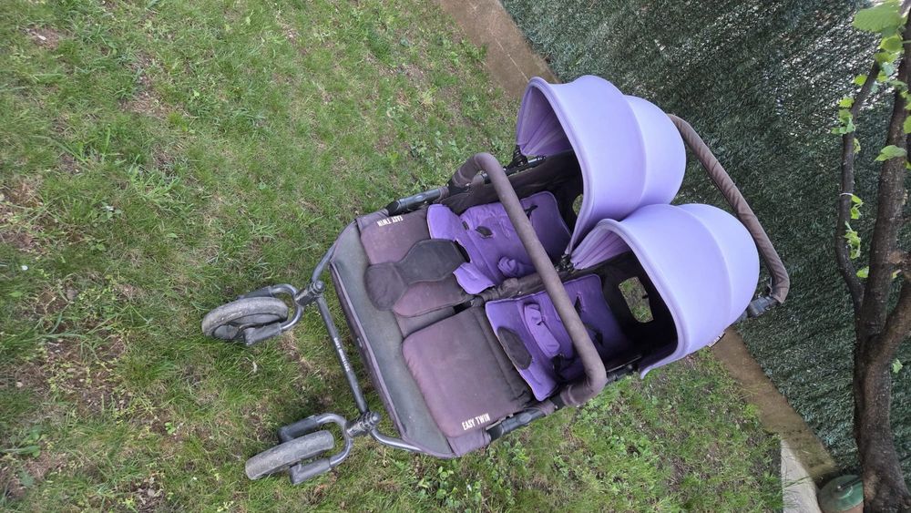 Бебешка количка за близнаци