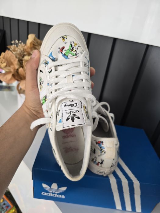 Tenisi Adidas Disney Nizza marimea 43 1/3