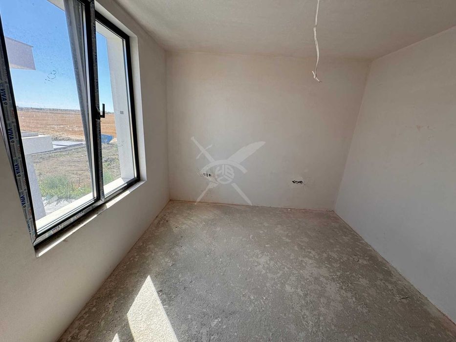 Продава се Къща в Поморие - 196 кв.м за 1404 €/кв.м - Снимка #5